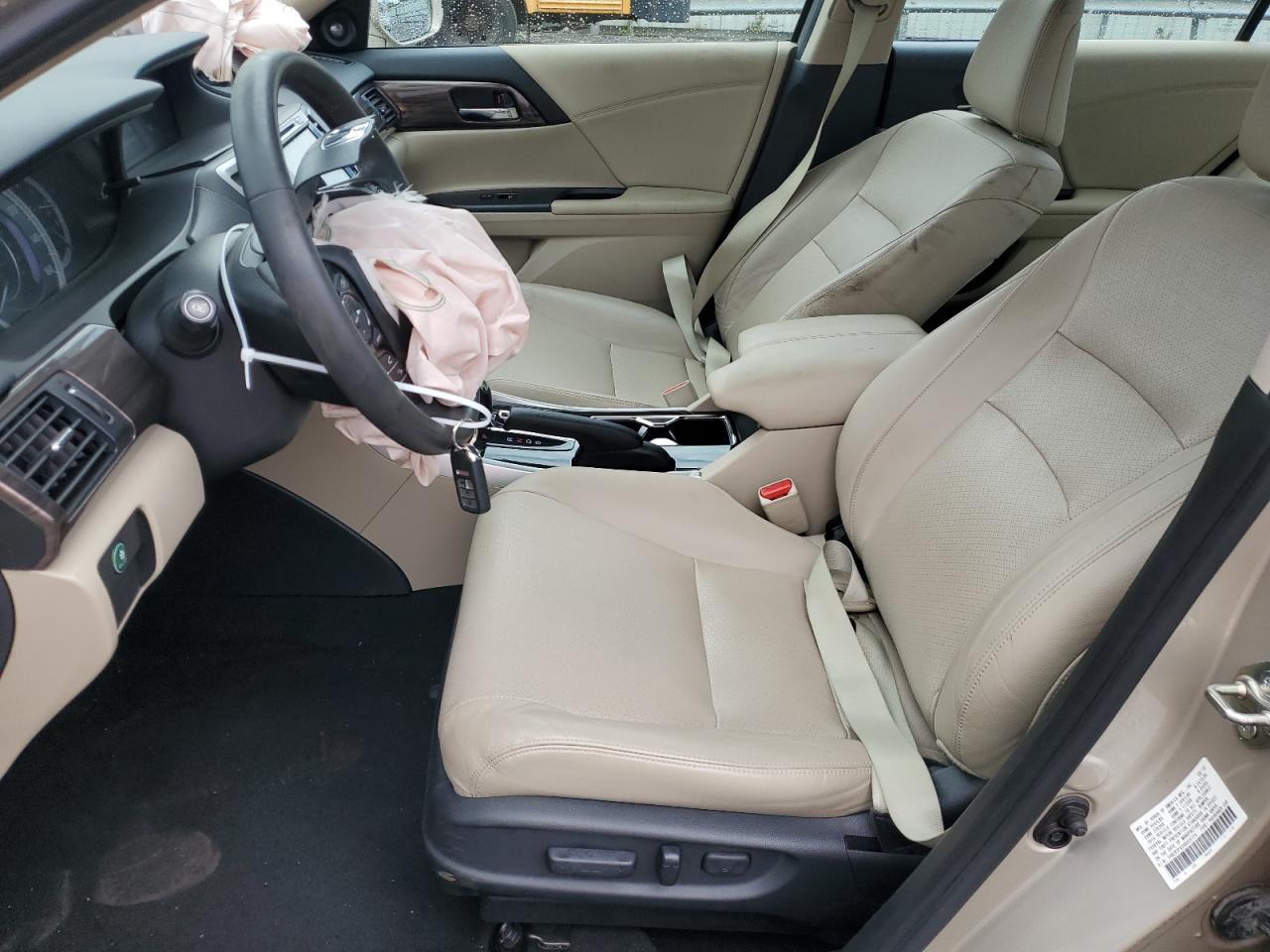 1HGCR3F82HA005774 HONDA ACCORD 2017