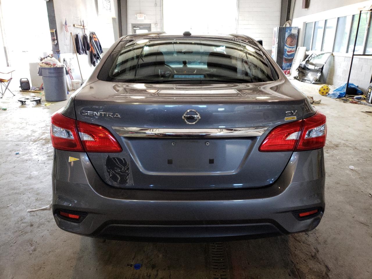 3N1AB7AP0JL628666 NISSAN SENTRA 2018