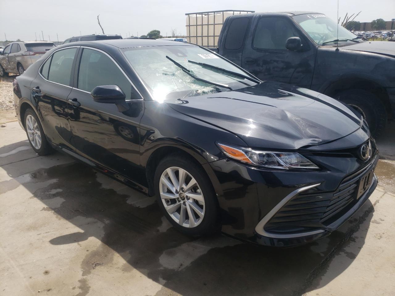 4T1C11AK4NU629742 TOYOTA CAMRY 2022