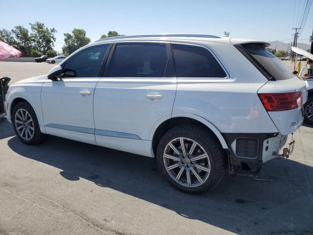 VIN WA1LHAF70JD041166 2018 Audi Q7, Premium Plus no.2