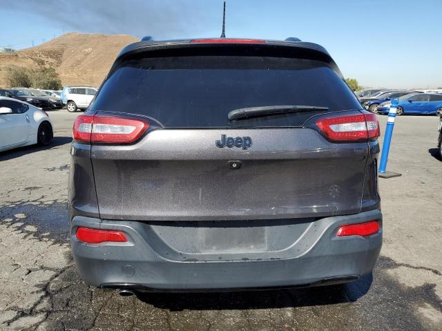 1C4PJLCB9JD620950 Jeep Cherokee Latitude