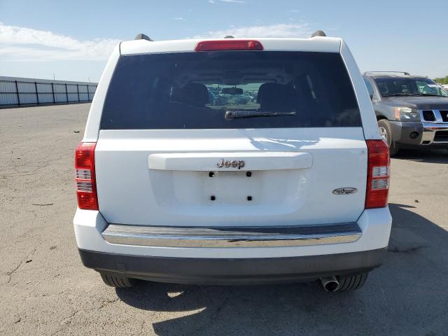 1C4NJPFA8GD526598 Jeep Patriot Latitude