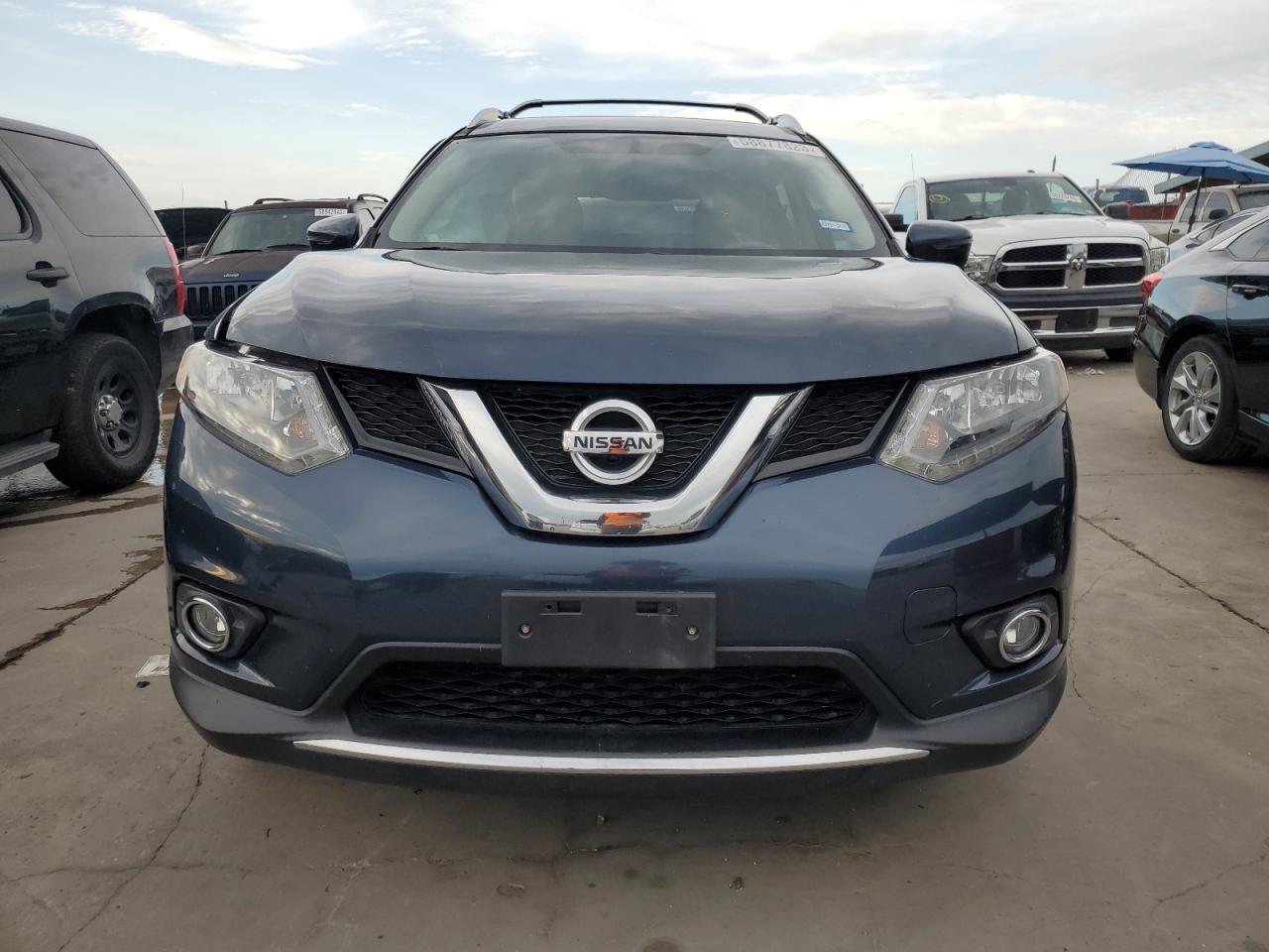 JN8AT2MV2GW150636 NISSAN ROGUE 2016