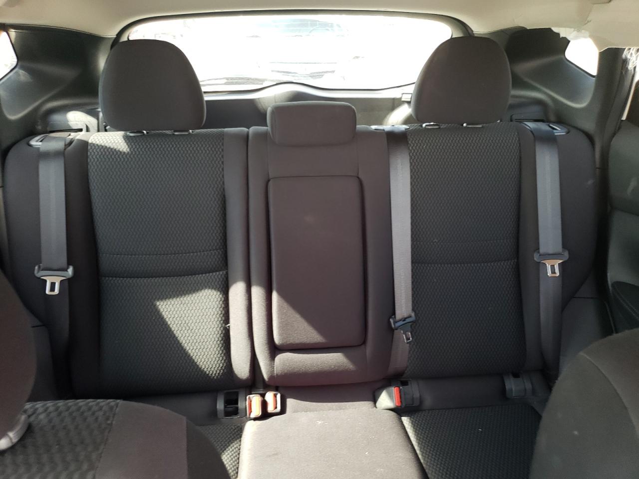 JN1BJ1CP7JW193883 NISSAN ROGUE 2018