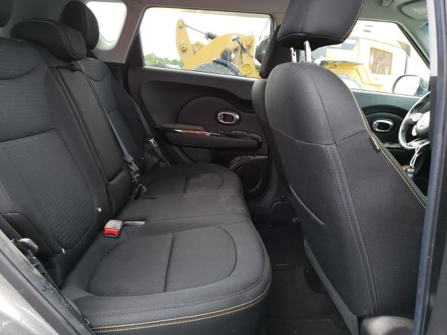 2015 KIA SOUL + - KNDJP3A5XF7218331