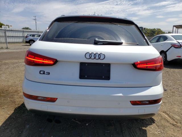 WA1BCCFS6JR007147 Audi Q3 PREMIUM