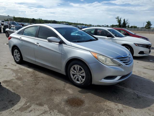 VIN: 5NPEB4AC0CH499017 Auction: COPART Lot: 60565663 Location: FL - ORLANDO SOUTH 5NPEB4AC0CH499017 HYUNDAI SONATA 2012 GRAY Photo 4