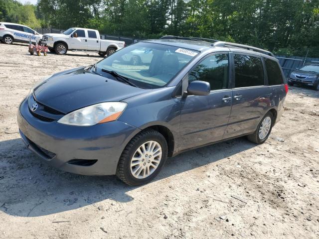 2010 Toyota Sienna XLE