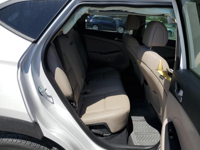 KM8J33A22JU780828 Hyundai Tucson Value