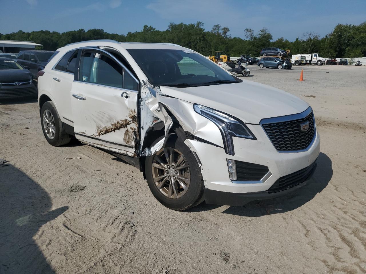 1GYKNCRS1LZ141976 Cadillac XT5 PREMIU 4