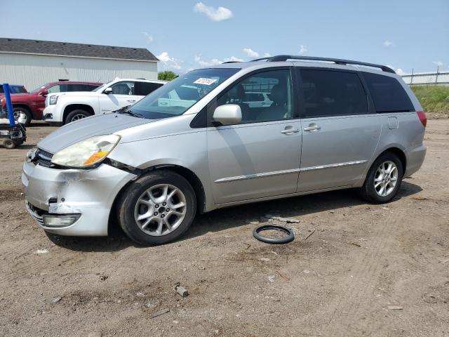 2004 Toyota Sienna XLE