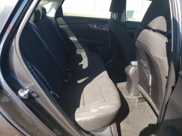 3KPF24AD8LE208913 KIA FORTE FE