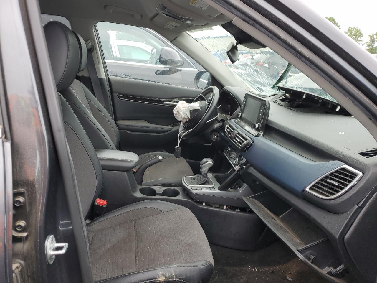 KNDEUCA29M7096820 2021 Kia Seltos S