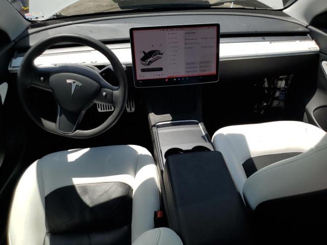 5YJ3E1EB8MF855924 Tesla MODEL 3