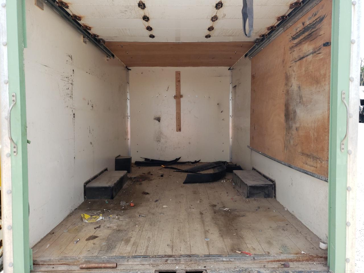 1GB0GRFGXH1103148 CHEVROLET EXPRESS 2017
