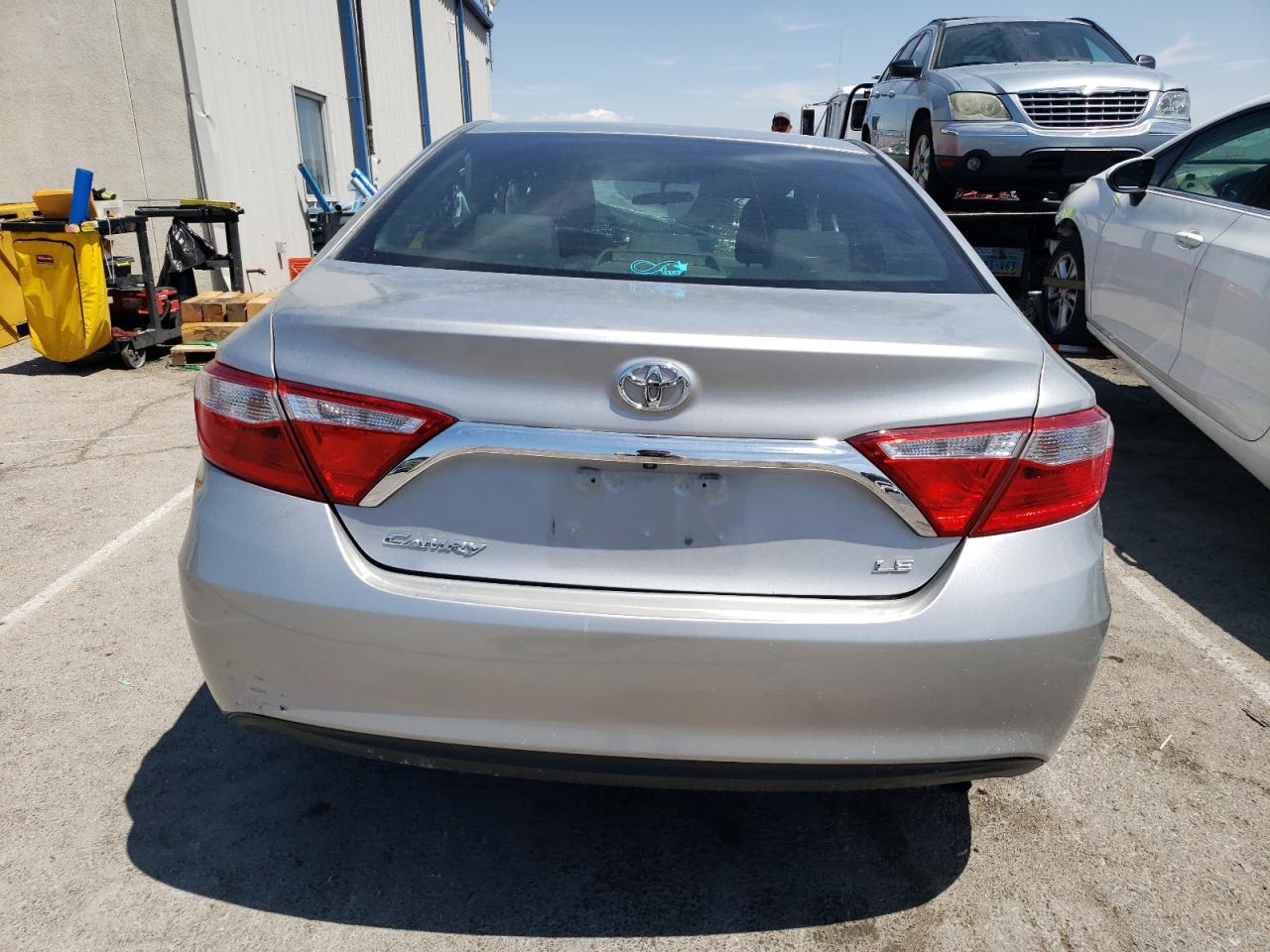 4T4BF1FK2GR564632 TOYOTA CAMRY 2016