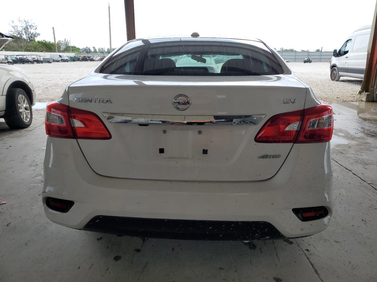 3N1AB7AP8JY203084 NISSAN SENTRA 2018
