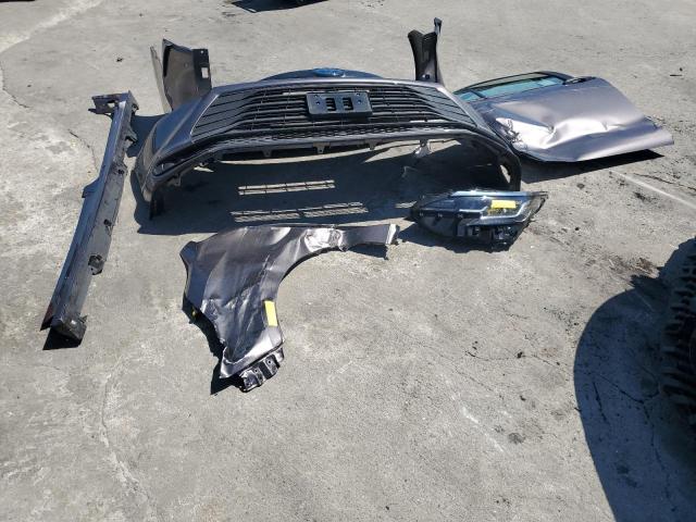 5TDBSKFC3NS065235 Toyota SIENNA LE
