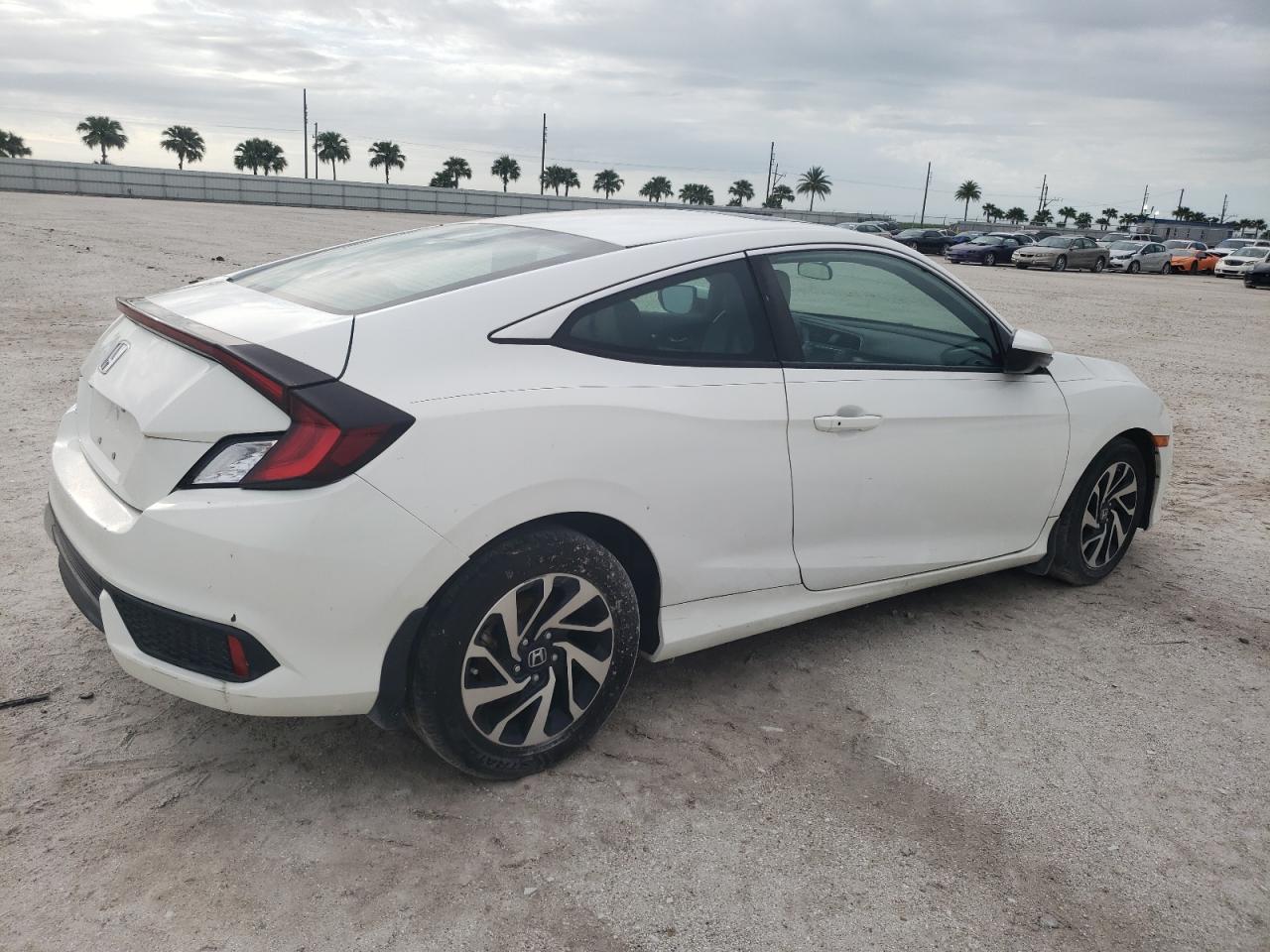 2HGFC4B05JH305482 HONDA CIVIC 2018