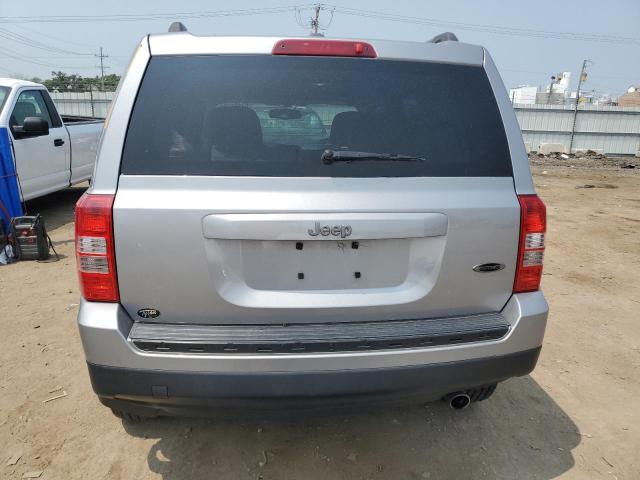 1C4NJPBA2GD698406 Jeep Patriot Sport