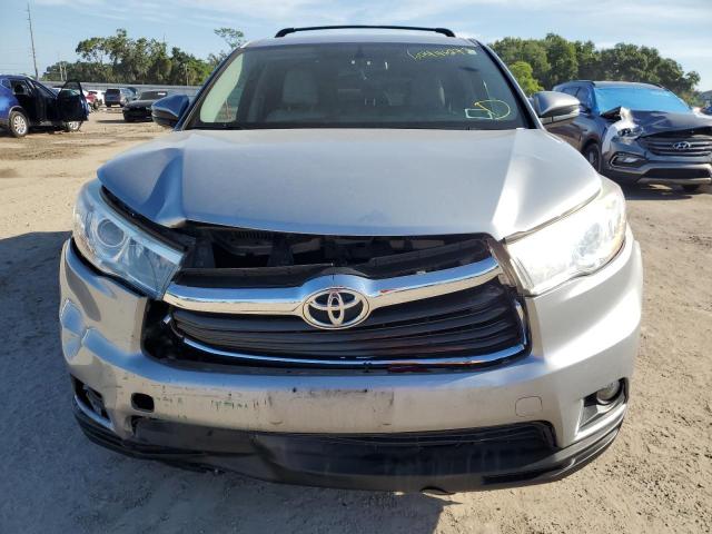 VIN 5TDBKRFH0ES009550 2014 Toyota Highlander, LE no.5