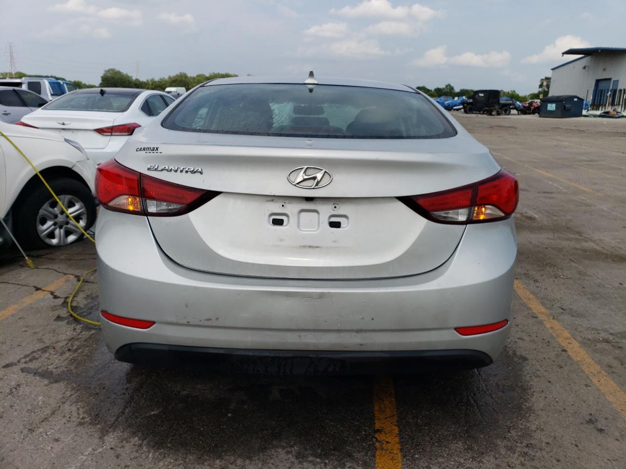 5NPDH4AE4FH599511 2015 Hyundai Elantra Se