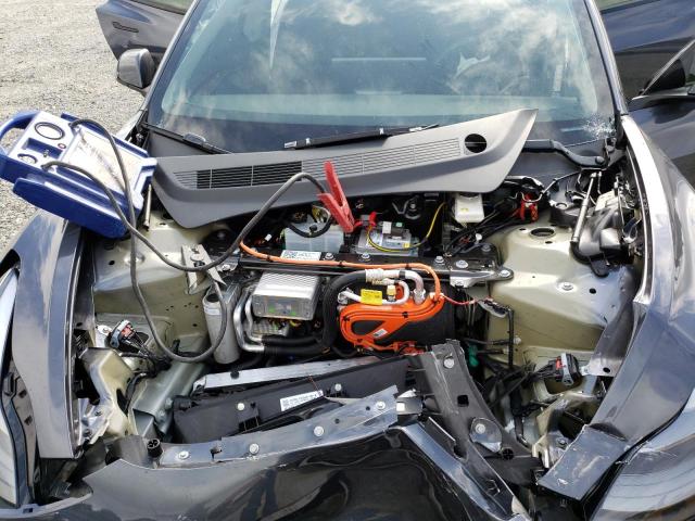 5YJ3E1EA3PF463946 Tesla MODEL 3
