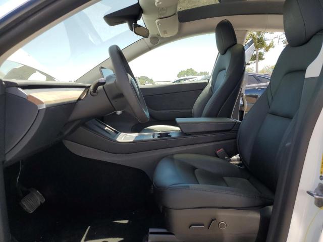 7SAYGAEE9NF493147 Tesla Model Y