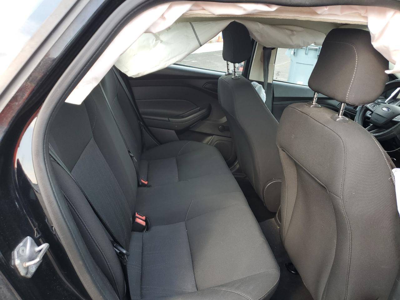 1FADP3E29GL223631 FORD FOCUS 2016