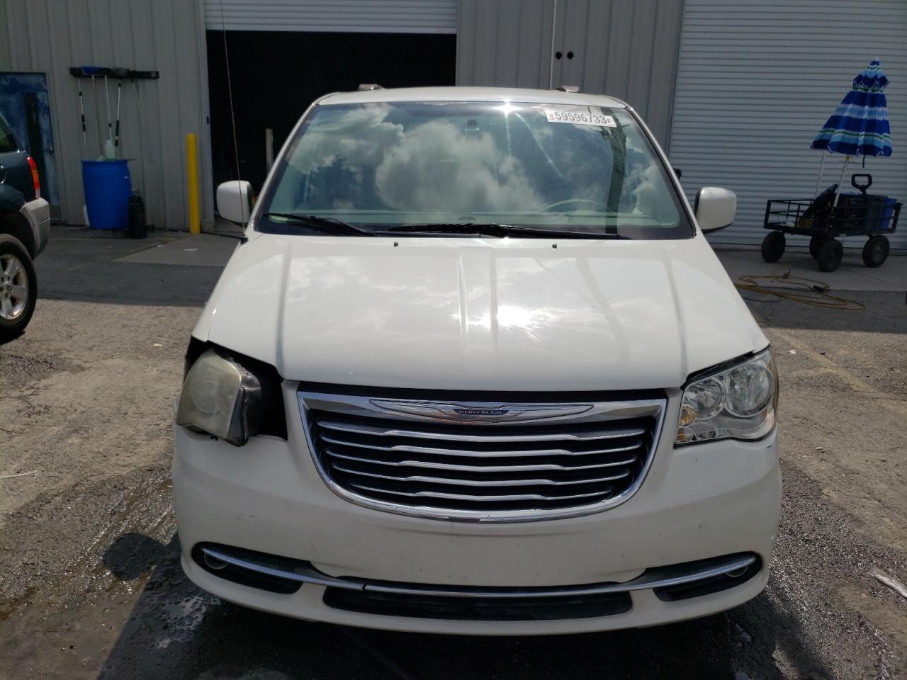 2A4RR5DG6BR649256 2011 Chrysler Town & Country Touring