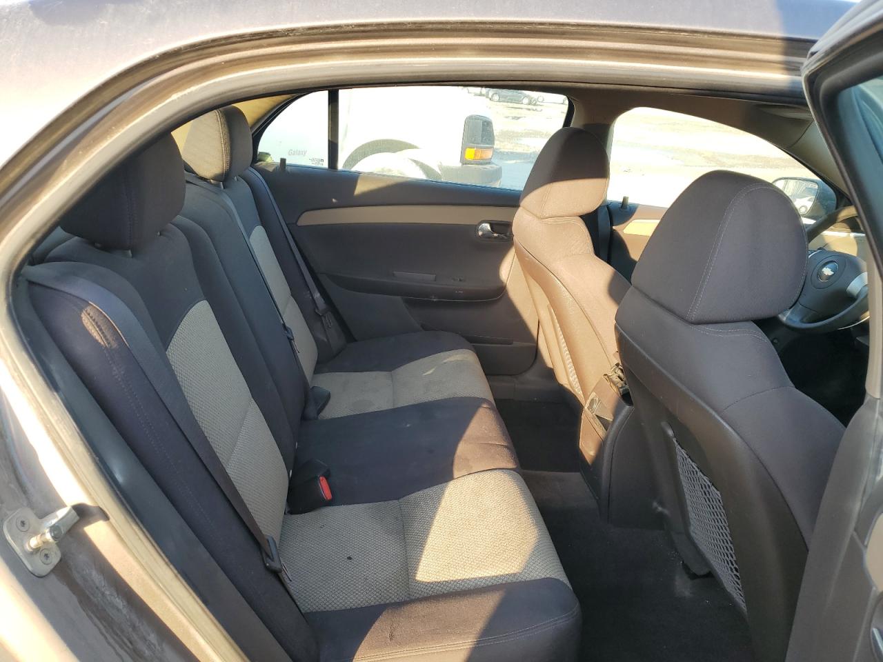 1G1ZB5EB8AF220468 2010 Chevrolet Malibu Ls