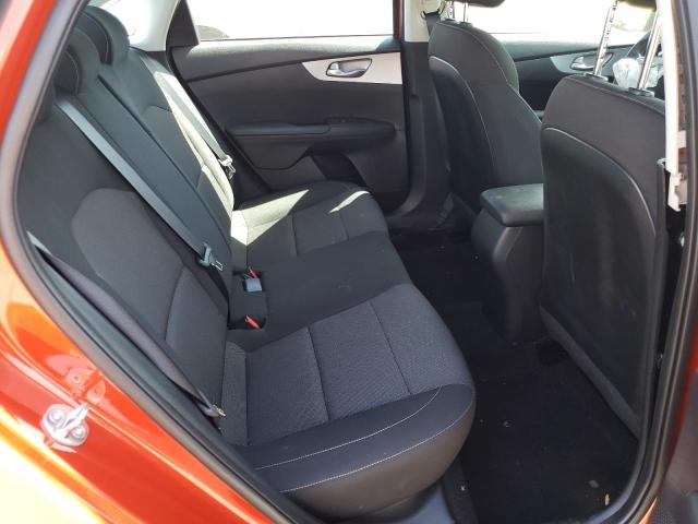 3KPF24ADXPE610082 KIA FORTE LX