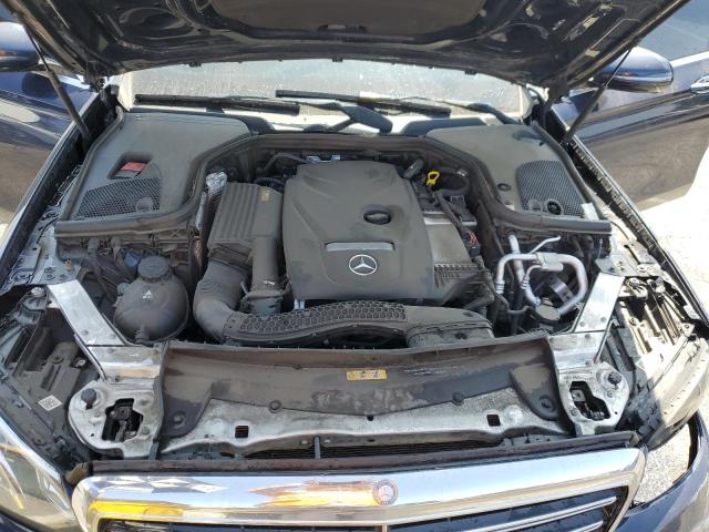 WDDZF4KB4HA218076 Mercedes-Benz E 300 4matic