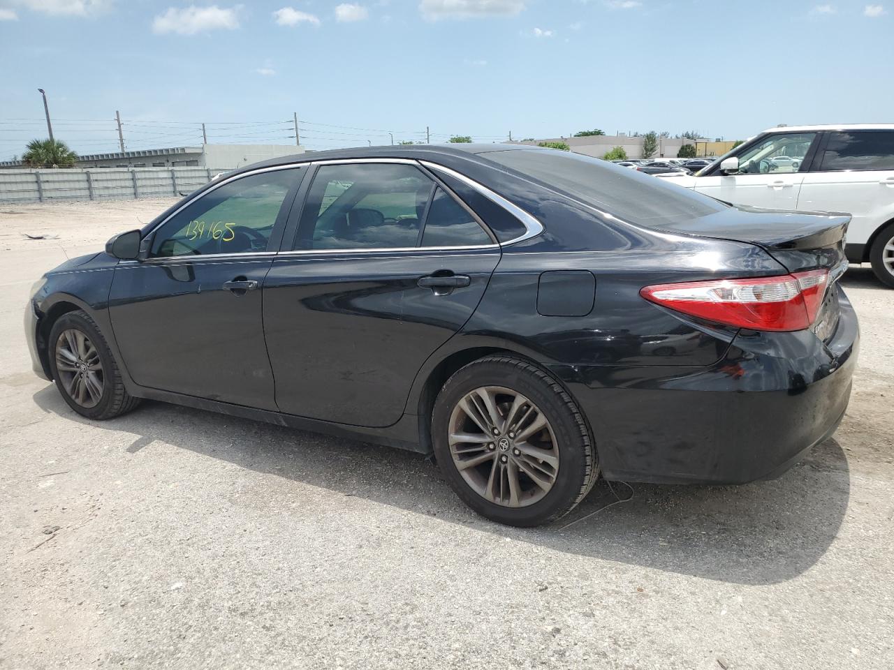 4T1BF1FKXHU348040 TOYOTA CAMRY 2017