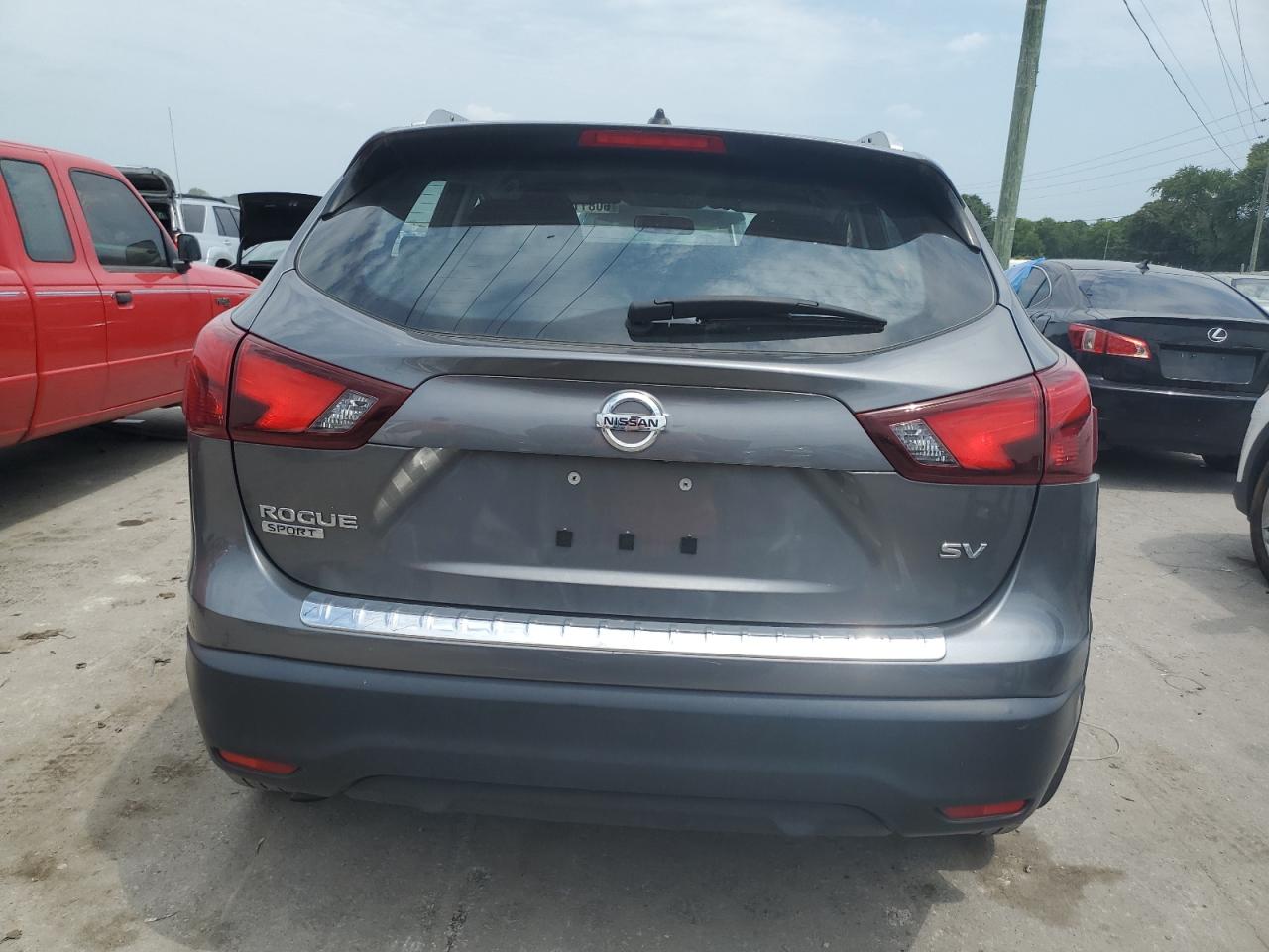 JN1BJ1CP1JW109573 NISSAN ROGUE 2018