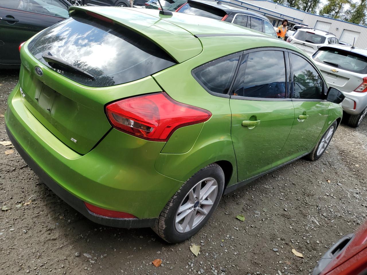VIN: 1FADP3K28JL261315 2018 FORD FOCUS