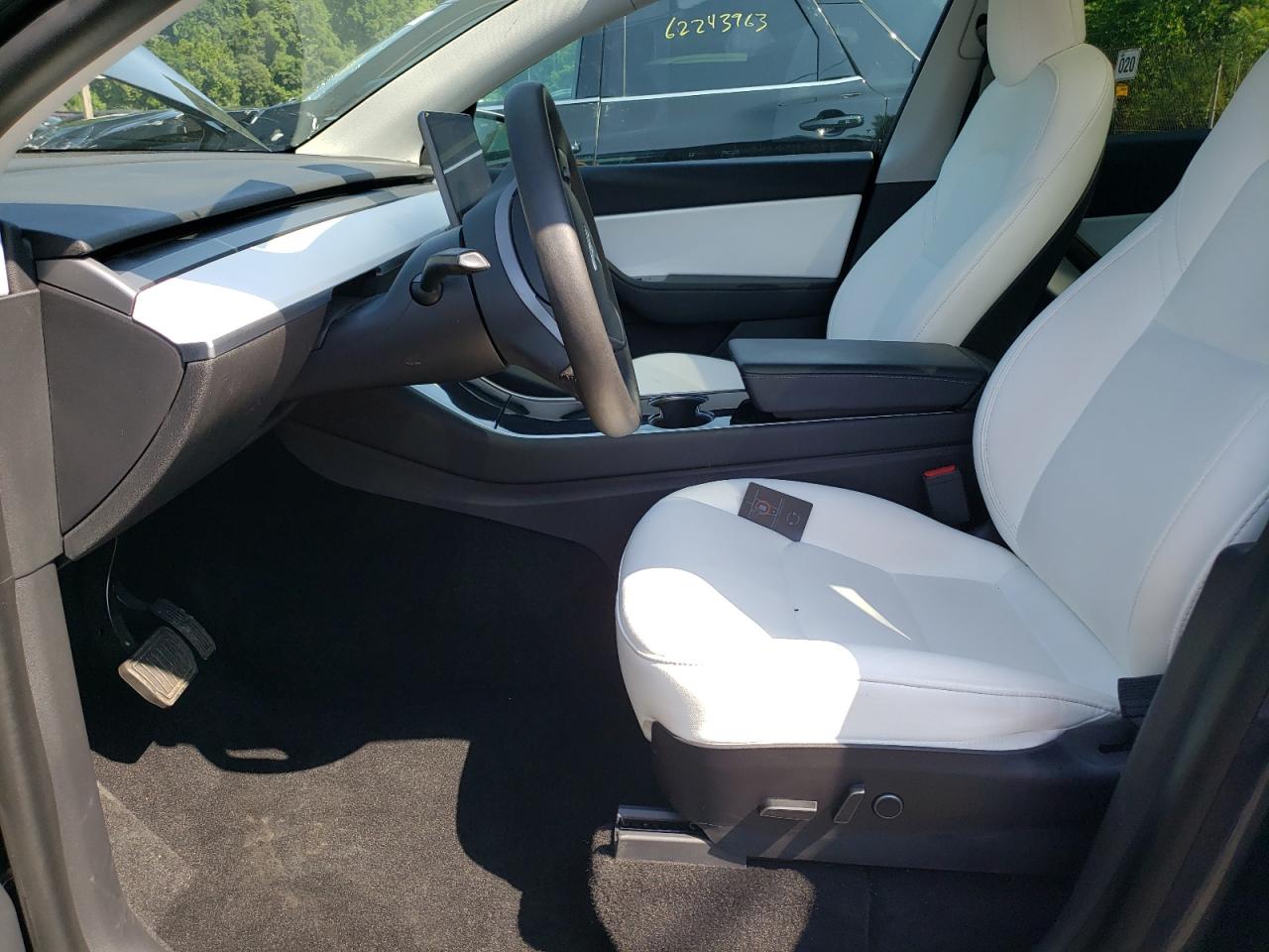 5YJYGDEE8MF103314 2021 Tesla Model Y