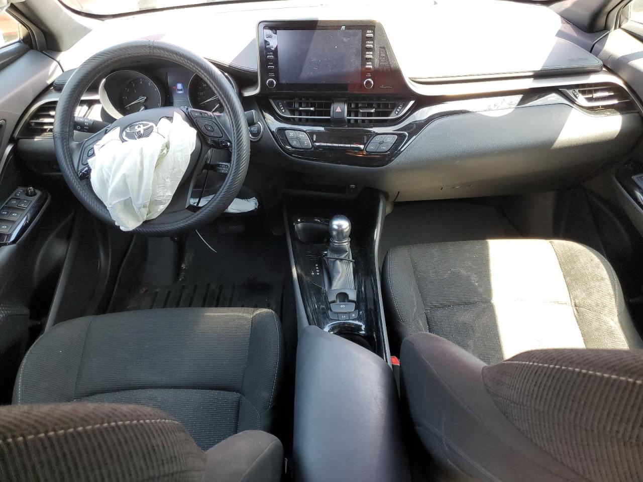 JTNKHMBX9K1025166 TOYOTA C-HR 2019