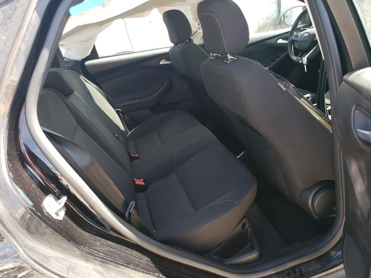 1FADP3FEXJL220320 FORD FOCUS 2018