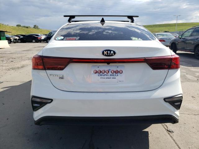 3KPF24AD5ME275812 KIA FORTE FE