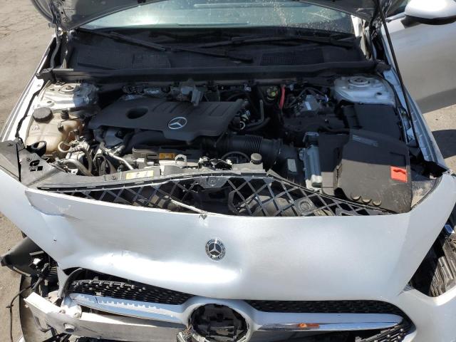 W1K3G4EB5LJ202444 Mercedes-Benz A 220