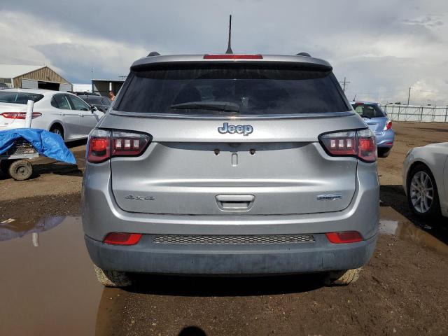 3C4NJDBB3KT645692 Jeep Compass Latitude
