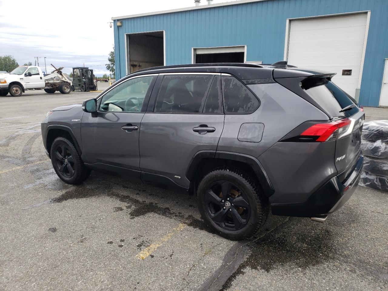 2T3E6RFV8MW025564 TOYOTA RAV4 2021