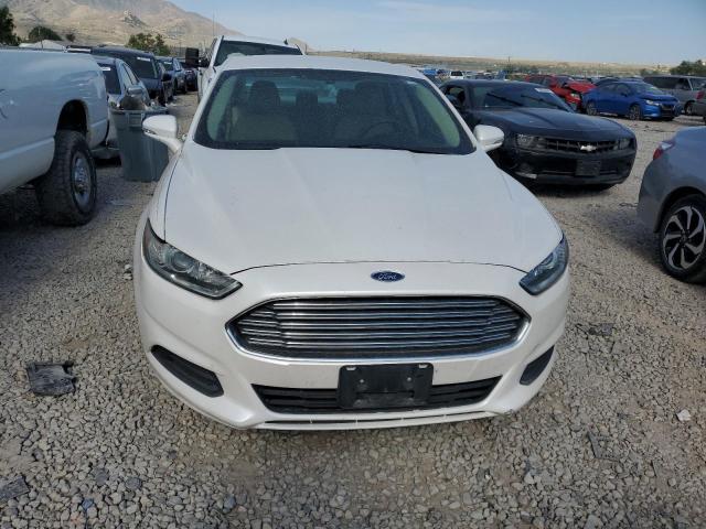 3FA6P0H71GR124494 Ford FUSION SE