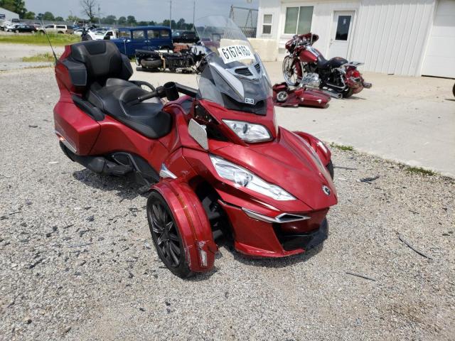 Can am Spyder RT Red