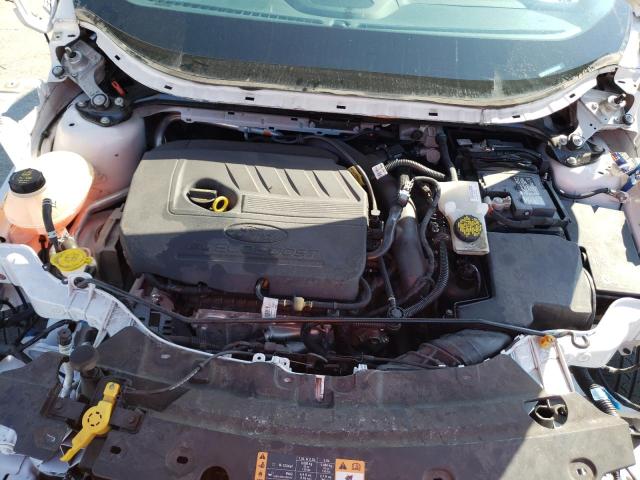 1FMCU0HD7JUB20456 Ford ESCAPE SEL