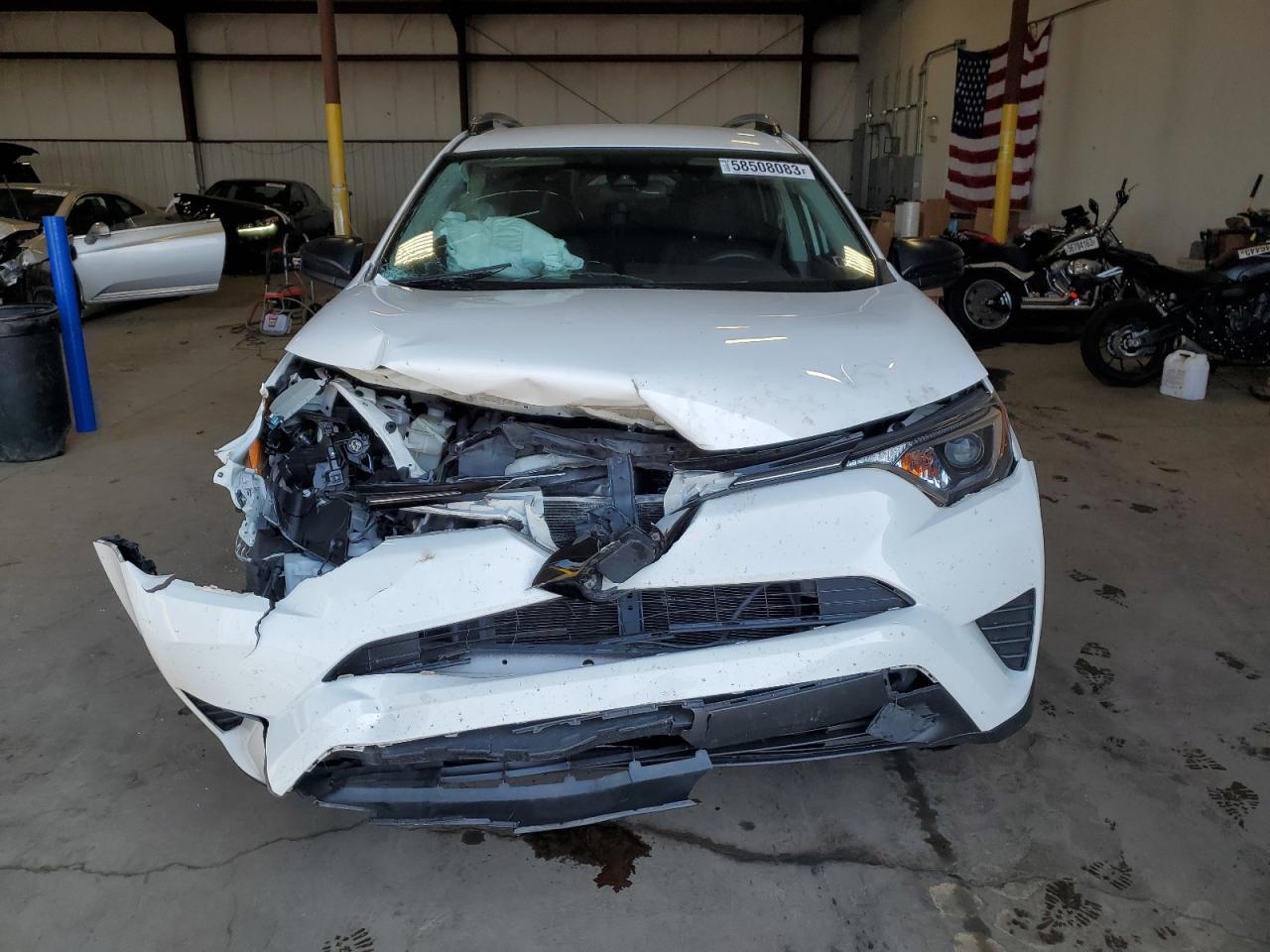 JTMBFREV1HJ133372 TOYOTA RAV4 2017