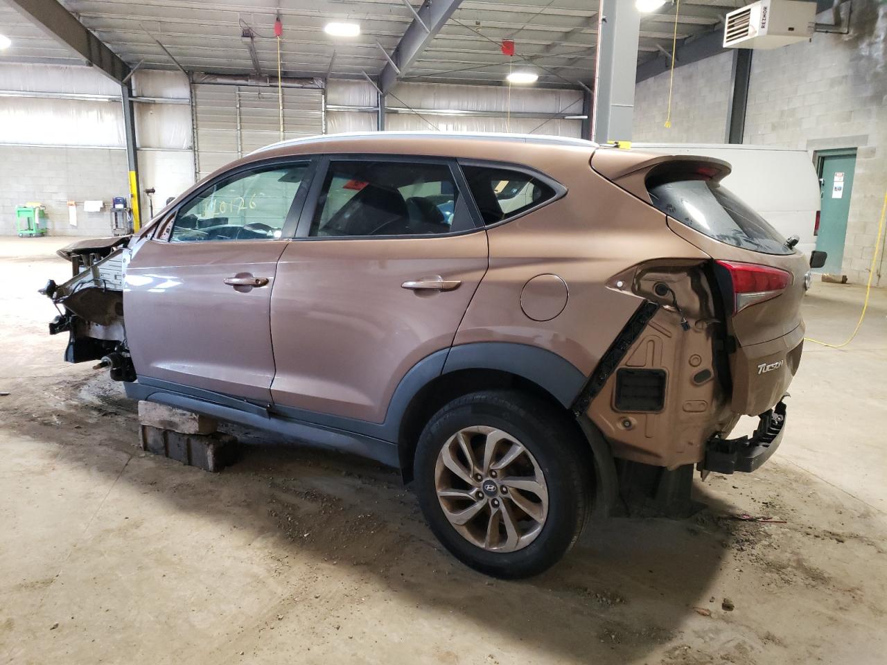 2016 Hyundai Tucson Limited vin: KM8J3CA48GU038508