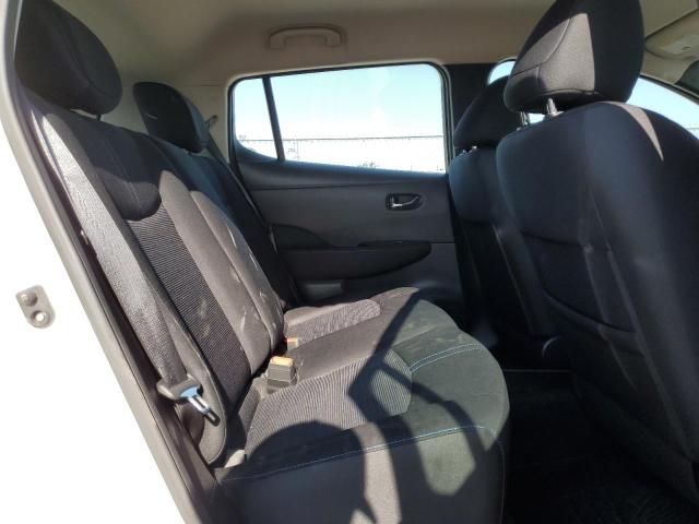 1N4AZ1CP5KC303291 Nissan LEAF S