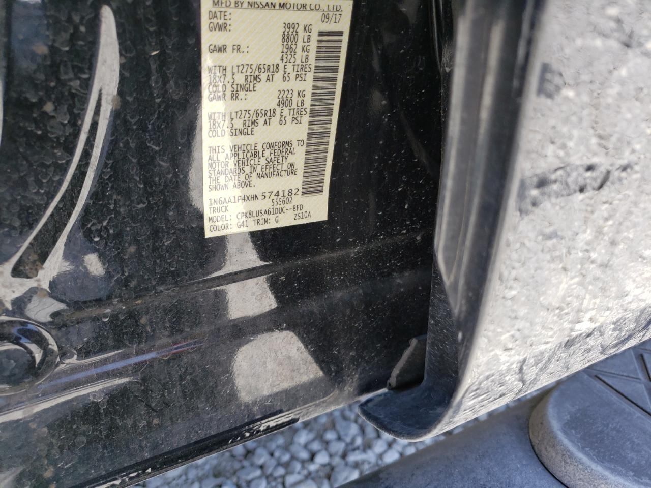 1N6AA1F4XHN574182 NISSAN TITAN 2017